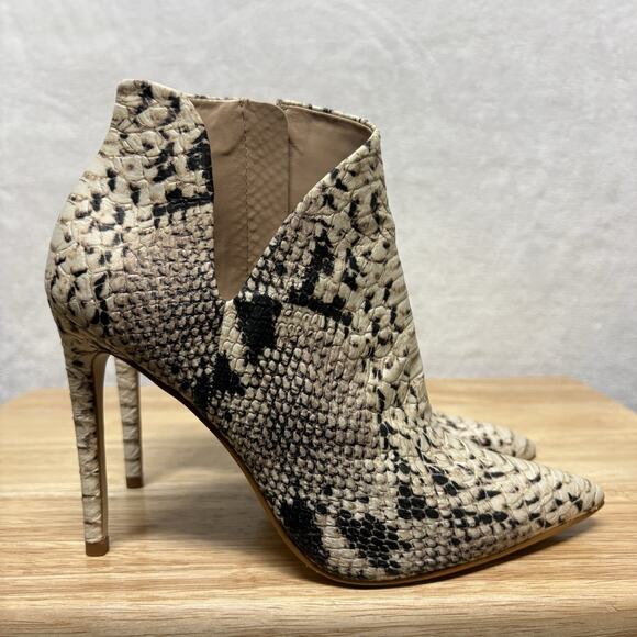 Steve Madden Decoy Snakeskin Side Cut Out Pointed Toe Stiletto Bootie Size 7.5 - Picture 3 of 13